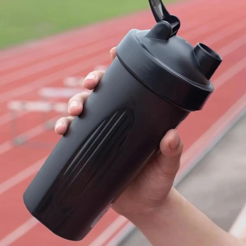 زجاجة شيكر سعة 600 مل (20 أونص - مراجعة Nutrition And Fitness وسعره